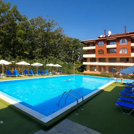 아파트 Art Sense мезонет 슈코르필로브치